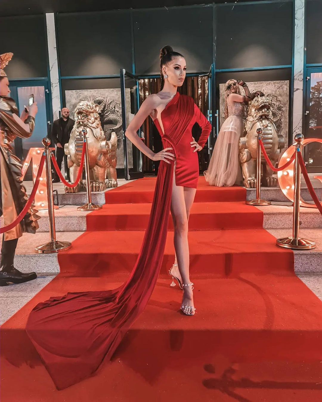 custom dress LeGa 10