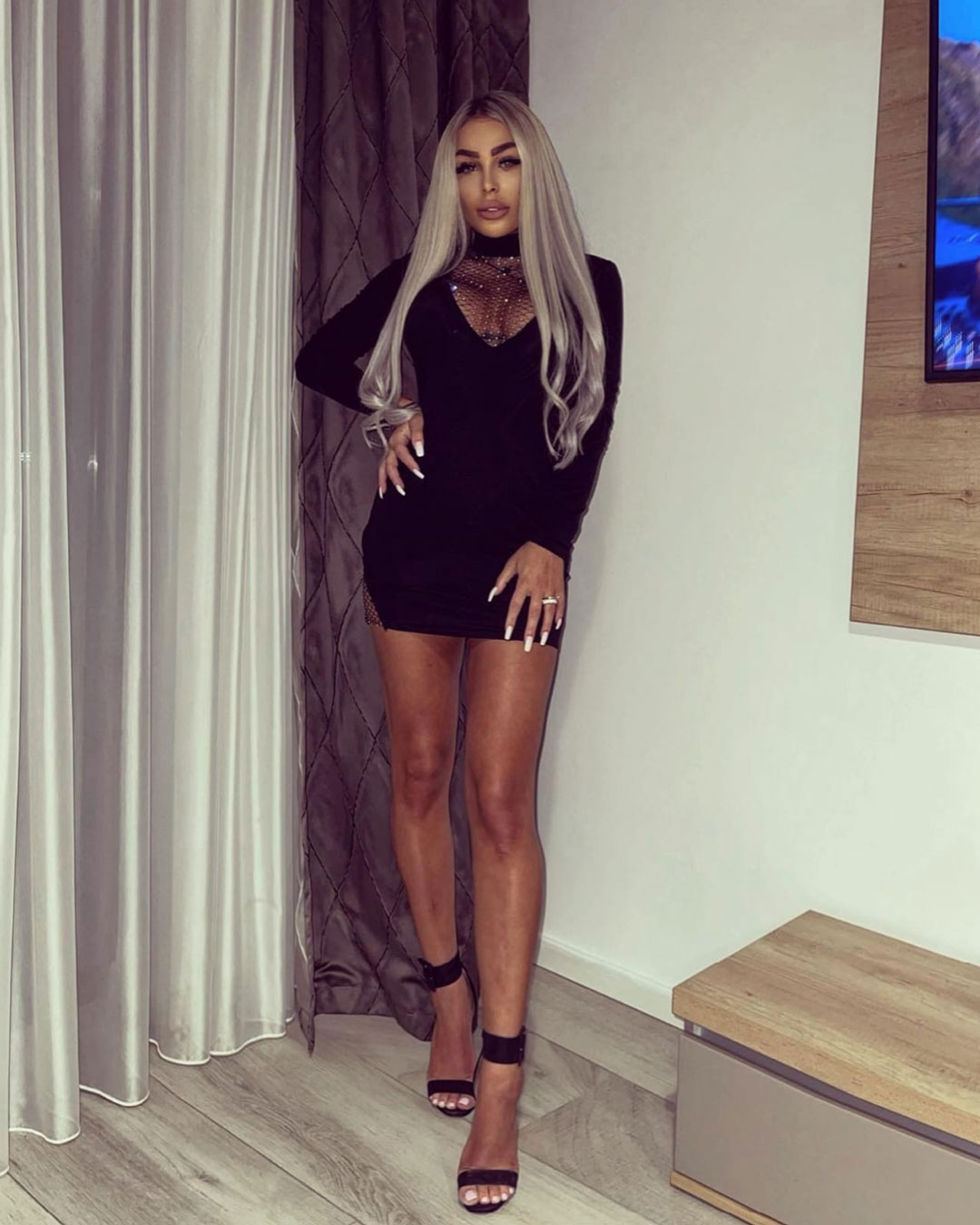 custom dress LeGa 12