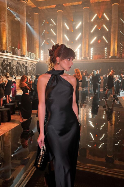 Rochie matase lunga cu perle